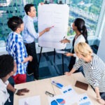 Descubre estas 5 claves para ser un líder en tu empresa. 26 shutterstock 377572453 1